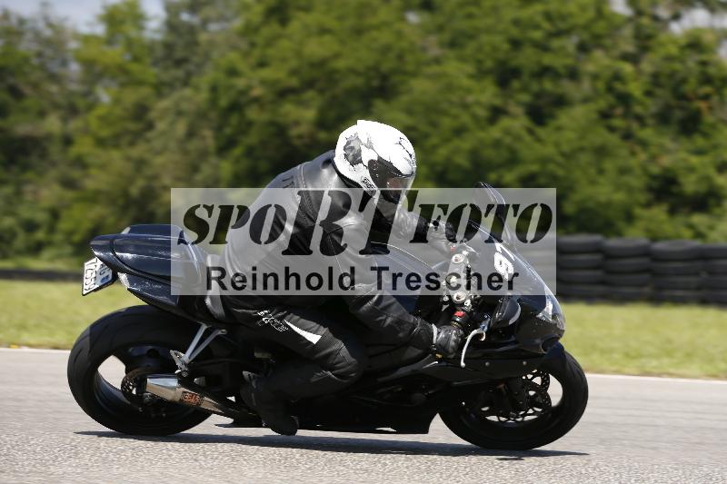 /Archiv-2024/29 12.06.2024 MOTO.CH Track Day ADR/Gruppe blau/97